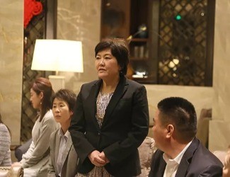 梅村令子專訪—服用三七之后，我臉上的斑都淡了！
