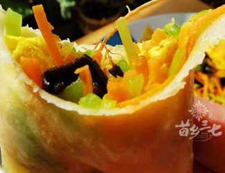 一卷春色，日月重光——三七春卷