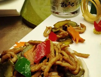 來份兒“苦肉計”？——鮮三七炒肉