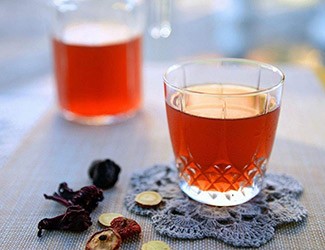 冠心病吃什么好，冠心病的最佳茶飲——三七靈芝山楂飲